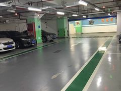 -环球港-停车场