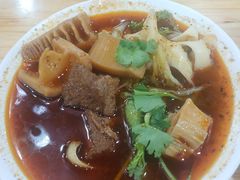 红烧牛肉刀削-华兴街自力面店
