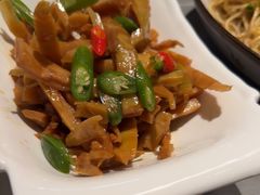 -三俞竹苑(红旗街万达店)