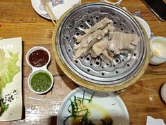 -蒙亨·手把肉·蒙古包文化主题餐厅(天恒广场店)