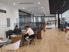 -贵州贵星奔驰4S店(观山湖店)
