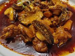 铁锅山药鲍鱼焖土鸡-阿庄新豫菜(航海东路店)