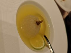 蜂蜜柠汁炖雪梨-丽思卡尔顿酒店-天泰轩中餐厅(大沽北路店)