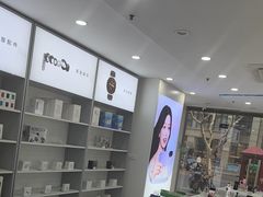 -荣耀授权专卖店(黄浦浙江中路店)
