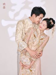 -雪中彩影婚纱摄影·微光艺术中心