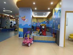 -戊辰亲子游泳俱乐部