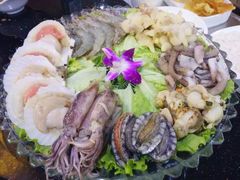 -鼎盛山海火锅(北戴河刘庄夜市老虎石浴场店)