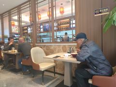 大堂-六泰居·尔滨地标·东北菜(泰山路店)