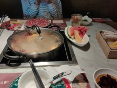 -尚尚仙·酸汤猪手·猪肚鸡火锅(华联万柳购物中心店)