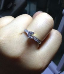 -威德钻石-克拉钻大本营(南京东路店)