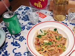 -川流不息·地道川菜·小龙虾(新松江路店)