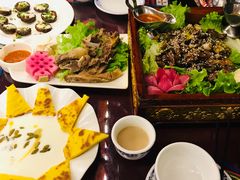 康巴汉子-吉祥圣雪藏餐