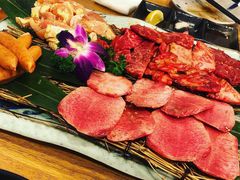 -炼火烤肉店
