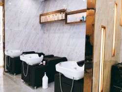 -V HAIR SALON造型