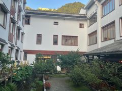 -九华山聚龙大酒店