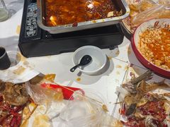 -老街烧烤大排档·地道湖北菜·龙虾馆(汉口火车站店)