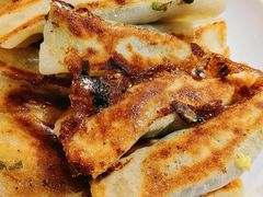 韭菜鸡蛋锅贴-燕青小馆(东园大厦店)