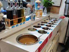 自助调料区-百品聚旋转火锅(万德庄店)