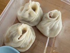蟹粉小笼包-常鲜德乐购迎桂馒头店(麻巷公寓店)
