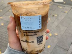 陨石拿铁-瑞幸咖啡(杭州绿地中央店)