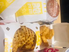 -麦当劳(金稻田路餐)