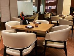 -怡咖啡海鲜自助餐厅(浦东香格里拉店)