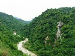 -抱龙峪