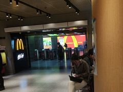 -麦当劳(中山公园龙之梦店)