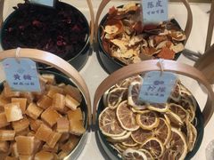 -蜜桃餐厅·伴山(湖滨商业街店)