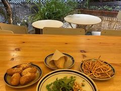 -正南齐北·老街糯米团(洪崖洞店)