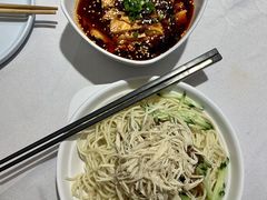 鸡丝凉面-峨嵋酒家总店(车公庄店)