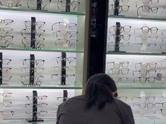 -横岗眼镜城