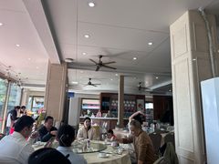 -鹏城人家海鲜酒家·23年老字号(较场尾店)