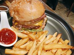 -1886德国汽车餐厅(外滩中央店)