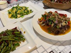 -农夫人家餐饮