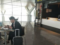 -麦当劳(鄂尔多斯机场店)