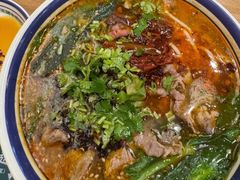 -云阿蛮云南生烫牛肉米线(奉贤路店)