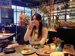 -Carbon莫卡哆·意大利复古集市餐厅(杭州大厦店)