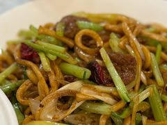 -汗腾格里·风味餐厅(新疆驻京办店)