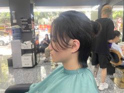 点击看大图 -藤野造型专业烫染接发