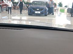-百联沪通凯迪拉克4s店
