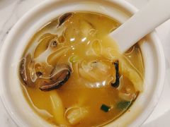 -新丁香海鲜酒店(银海商贸城店)