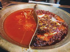 -沸炉重庆老火锅(军事博物馆店)