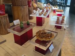 -锦厨国际自助餐厅 · 云端景观 (昆明索菲特大酒店)