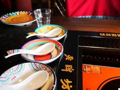 -老牌坊云南鱼豆花火锅(哈西万达店)