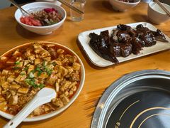 -大众跷脚牛肉馆·非遗传承单位(峨眉山店)