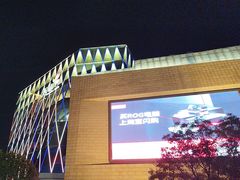 -龙湖杭州滨江天街