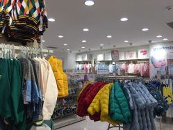 -乐友孕婴童(华宇时尚购物中心店)