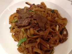 干炒牛河-稻香酒家·34年老字号·港式粤菜(汉街店)