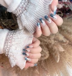 -兔猫ToMoreNails美甲美睫